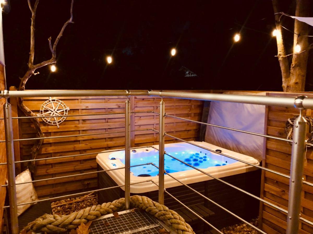 Petershagen-Eggersdorf Zirkuswagen Mit Outdoor Whirlpool Und Garten מראה חיצוני תמונה